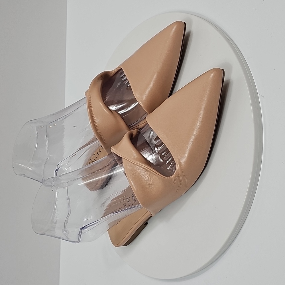 NWOT Journee Collection Enniss Pointed Toe Mule Flats Size 6 Tan Leather Slip On
